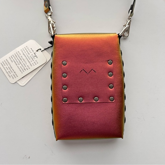 Mohop Arrow Mobile Crossbody Bag - New with tags - Picture 3 of 9